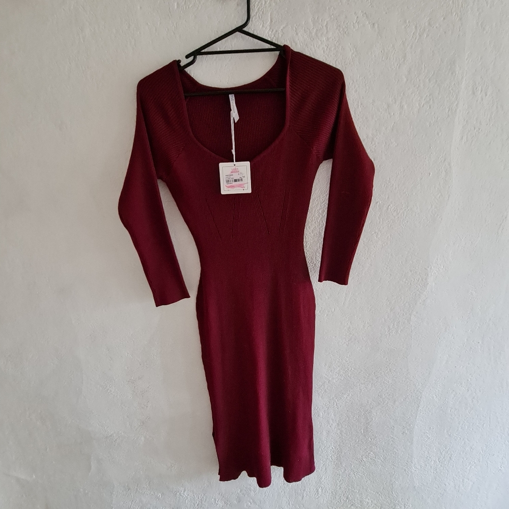 Spicy and sweet maroon knit dress size 10